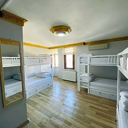 Stylish Old Hotel Istambul